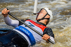 vodni slalom